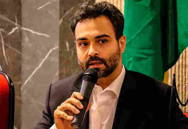 Vinicius Miguel deve anunciar nesta quinta-feira que abre mão de disputar o Governo de Rondônia