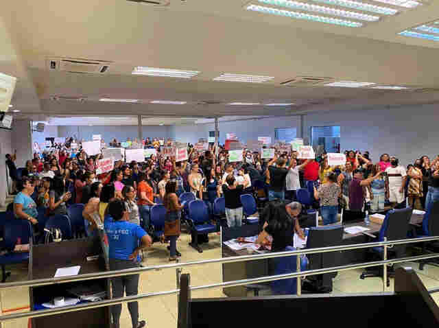 Justiça proíbe Prefeitura de descontar dias em que servidores se reuniram em assembleias com o Sintero