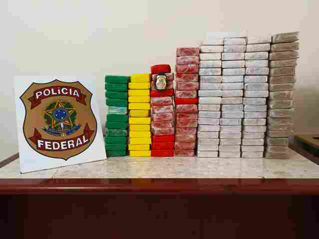 PF prende dois com mais de 120 quilos de cocaína em Rondônia