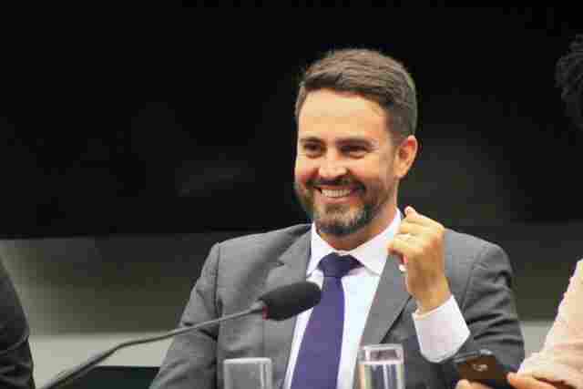 Podemos registra ata no sistema eleitoral confirmando Carlos Magno fora das eleições