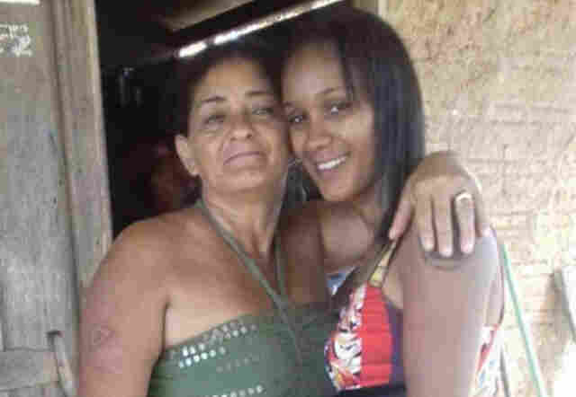 Mãe e filha são presas acusadas de assassinato em balneário