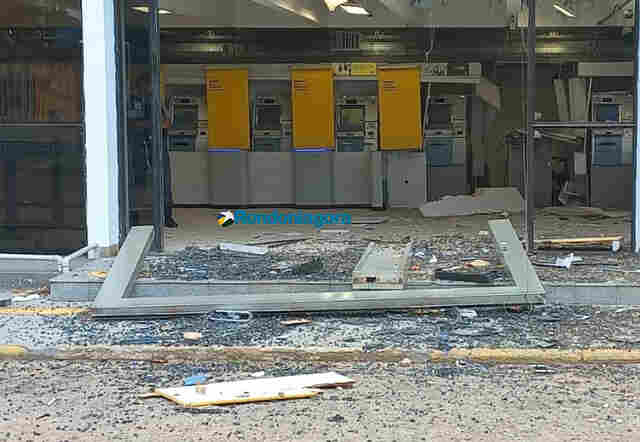 Vídeo: bandidos explodem caixa eletrônico, mas não conseguem levar dinheiro de agência do BB em Porto Velho