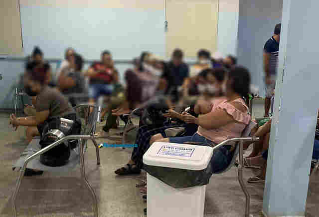 Pacientes reclamam de falta de copo descartável e Semusa diz que reiniciou distribuição