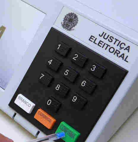 Termina nesta quinta-feira o  prazo para eleitores solicitarem voto em trânsito; veja locais no estado