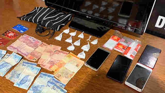 Avó e neto são presos por tráfico de drogas na capital