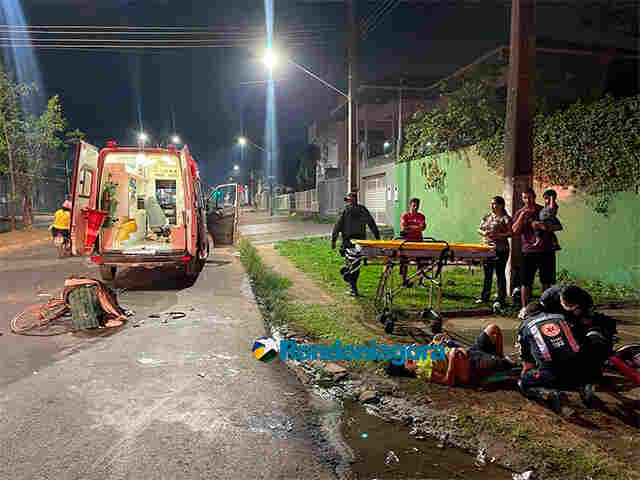 Ciclista idosa fica gravemente ferida após ser atropelada por motoboy
