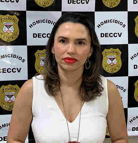 Policial federal aposentado e ex-mulher usaram drogas, ela teve overdose e ele a deixou morrer, diz Polícia
