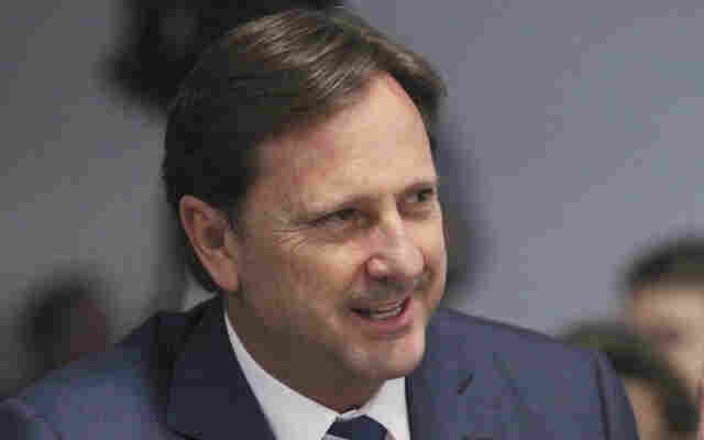 Mesmo correndo risco de impugnação, Acir recebe R$ 1 milhão do fundo de campanha