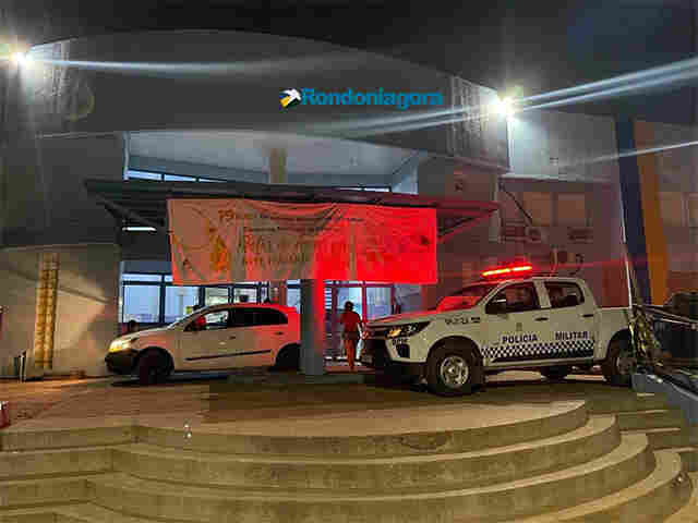 Motorista de aplicativo e PM socorrem adolescente grávida em trabalho de parto