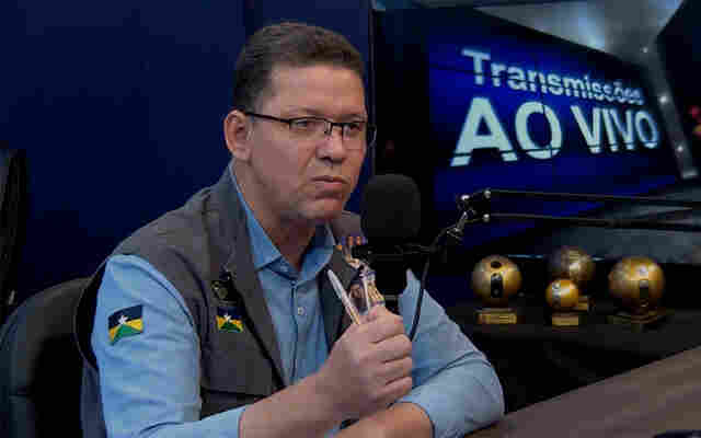 Governador vê ação politiqueira em denúncias de que gestão tentou fechar o Hospital de Amor