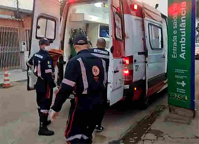 Dois homens são baleados após suposta briga de trânsito