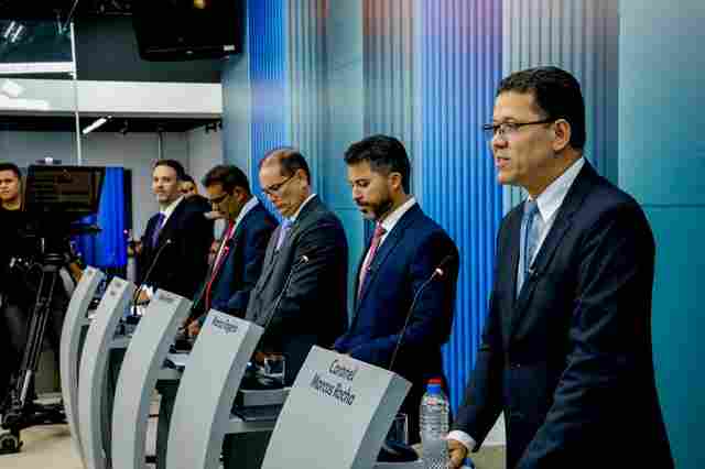 Debate é marcado por troca de ofensas entre Léo e Marcos Rogério; Marcos Rocha mostra ações e não cede a ataques