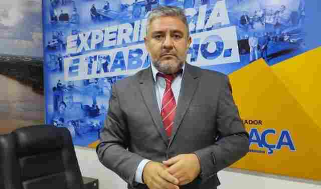 Everaldo Fogaça pede manutenção da iluminação púbica em Terra Santa e no Socialista