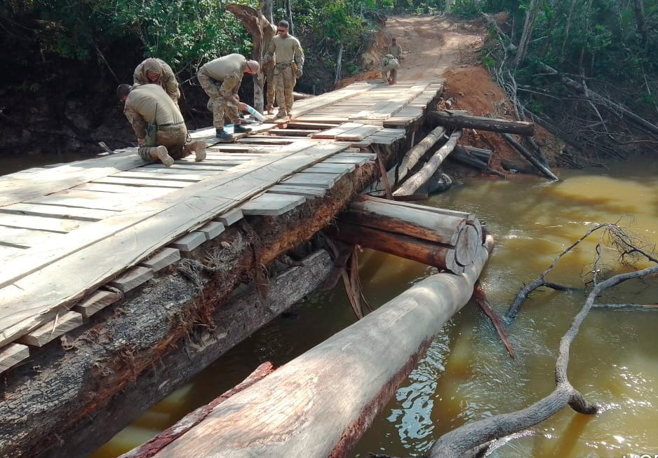 Operação a PF destrói ponte construída em terra indígena