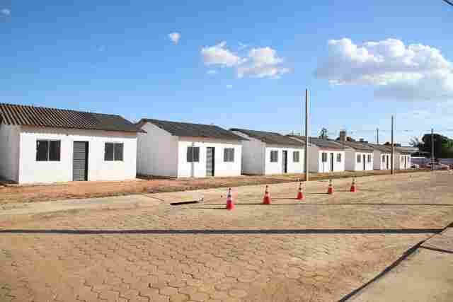 Lista dos candidatos a beneficiários pré-selecionados para o Pró-moradia Leste I é divulgada
