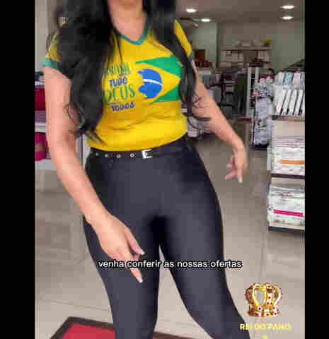 Justiça manda loja de Cerejeiras cessar propaganda a favor de Bolsonaro em camisetas de funcionários