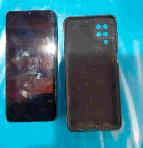 Três pessoas são denunciadas após fazerem fotos na cabine de votação em Rondônia; uma foi presa