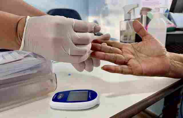 Médica alerta para prevenção e cuidados com a diabetes
