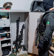 Vídeo: advogado está entre presos em operação contra milícia e grandes fazendeiros