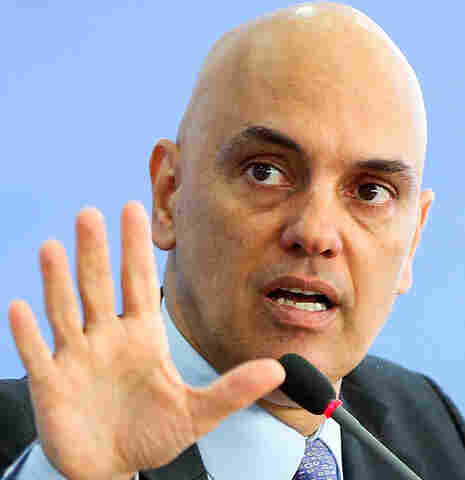 Ministro Moraes rejeita ação do PL para anular eleição e multa coligação de Bolsonaro em mais de R$ 22 milhões