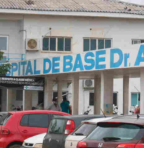 Vigilante que foi atingido com tiro no rosto por criminoso durante assalto é transferido para o HB