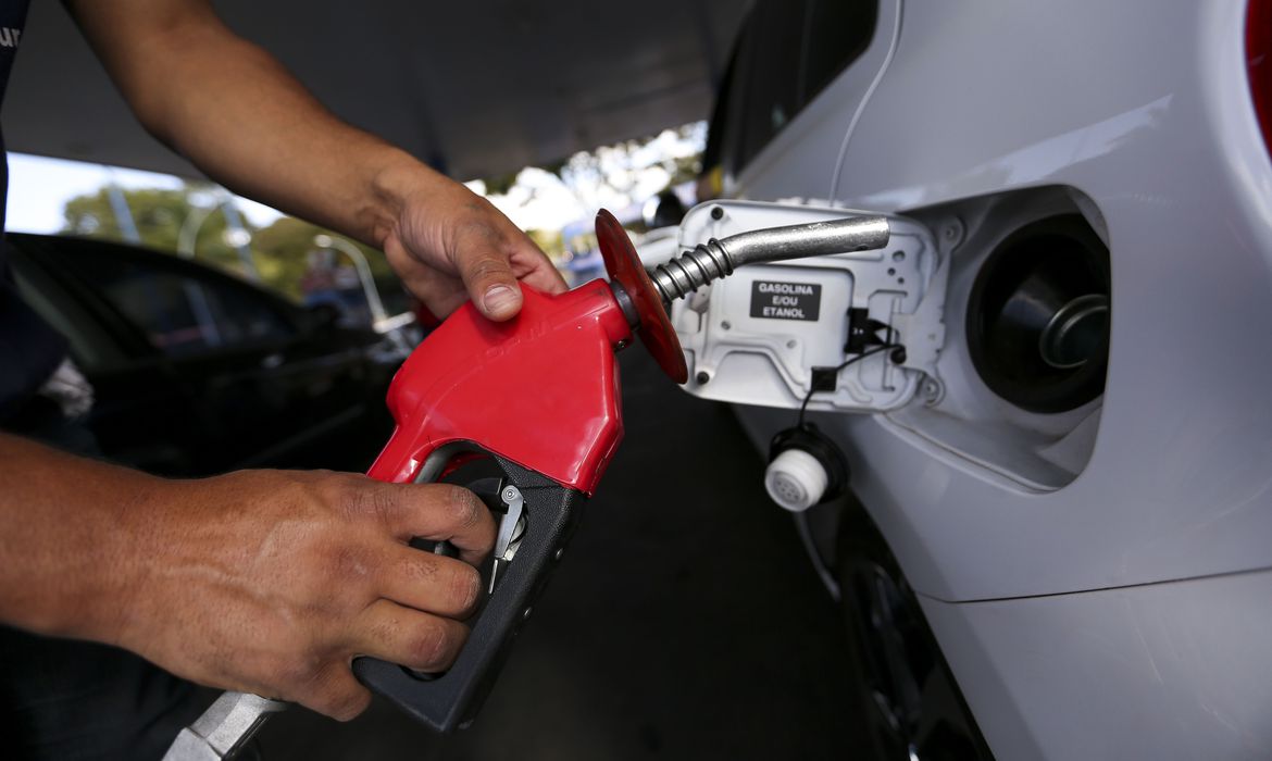 Petrobras reduz preço da gasolina e diesel a partir desta quarta-feira