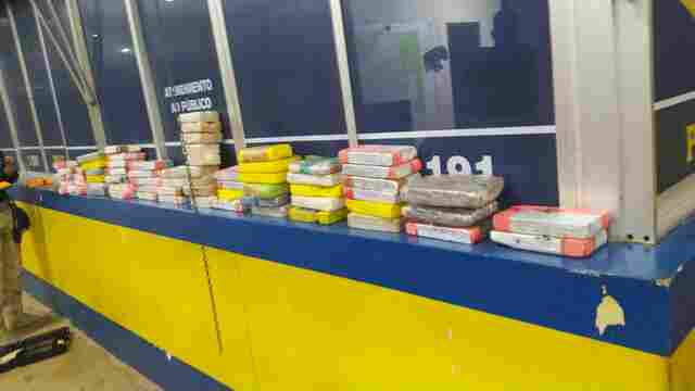 PRF apreende jovem traficante com mais de 70 quilos de drogas