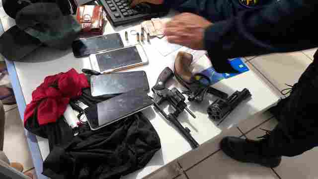 Criminosos são presos após roubarem chácaras e atirarem em vítima