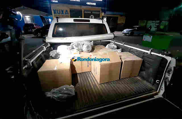 Dupla é presa no centro da capital, escondendo caminhonete S10 furtada