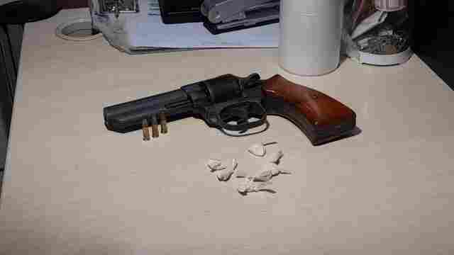 Apenado é preso com arma no Orgulho do Madeira