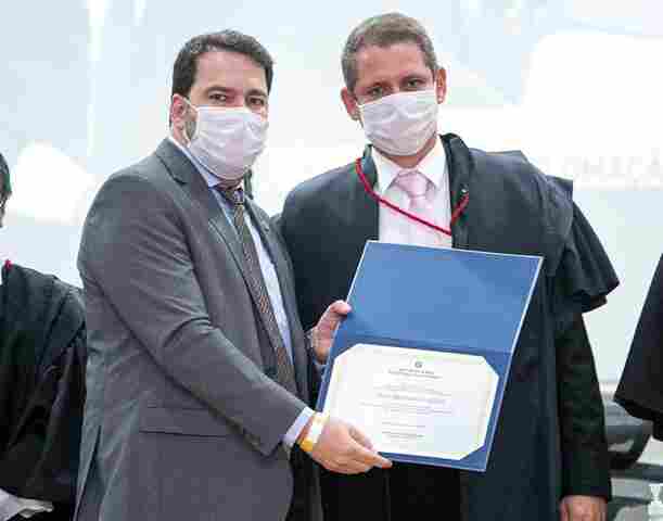 Alex Redano é diplomado deputado estadual para o terceiro mandato consecutivo
