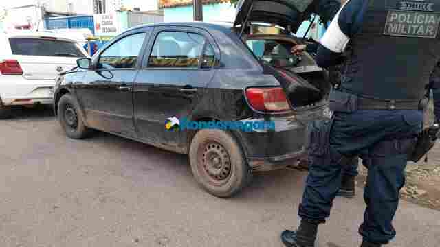 Bando é flagrado saindo armado de residencial popular na zona leste