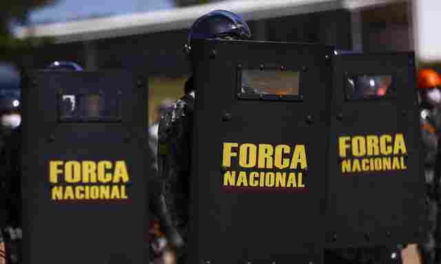 Mais de 650 policiais chegam a Brasília para compor a Força Nacional