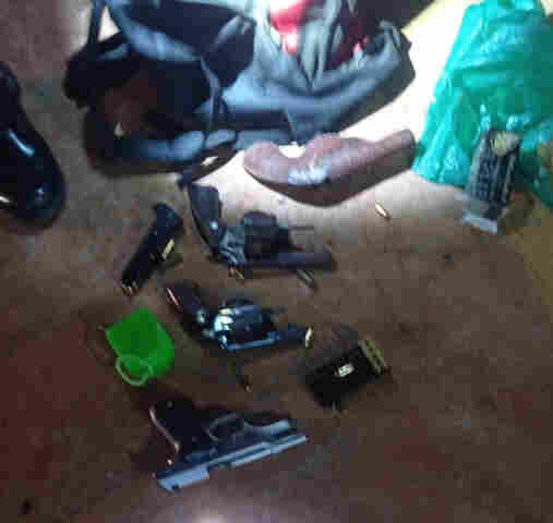 Homem é preso pela PM com três armas de fogo