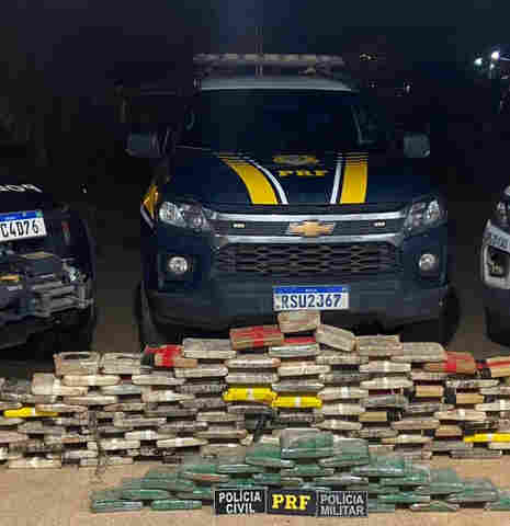 Ação conjunta da PRF, PM e Civil apreende quase 170 quilos de drogas em Machadinho