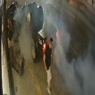 Vídeo mostra acidente e sargento da PM saindo da caminhonete de cabo morto