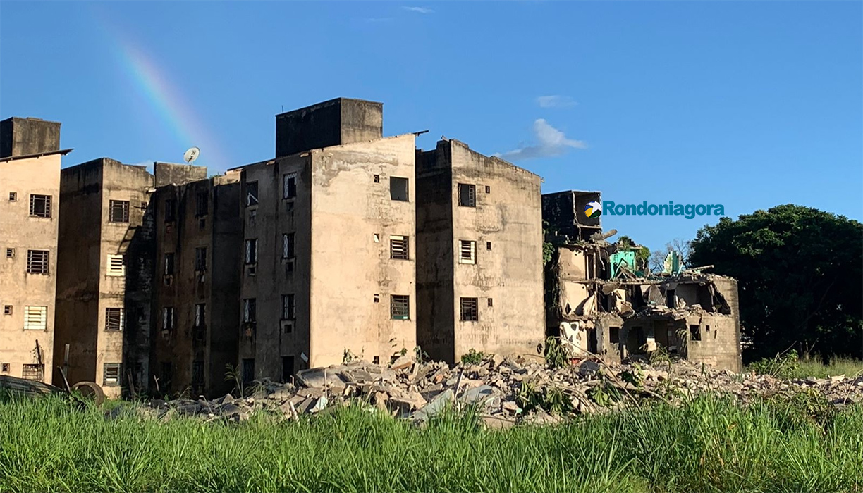 Prefeitura inicia demolição do condomínio popular Mato Grosso, na capital