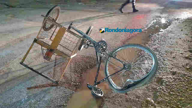 Morre idoso atropelado por carro ao desviar de buraco em Porto Velho