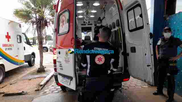 Adolescente de 15 anos é baleada na cabeça em tentativa de latrocínio na zona leste