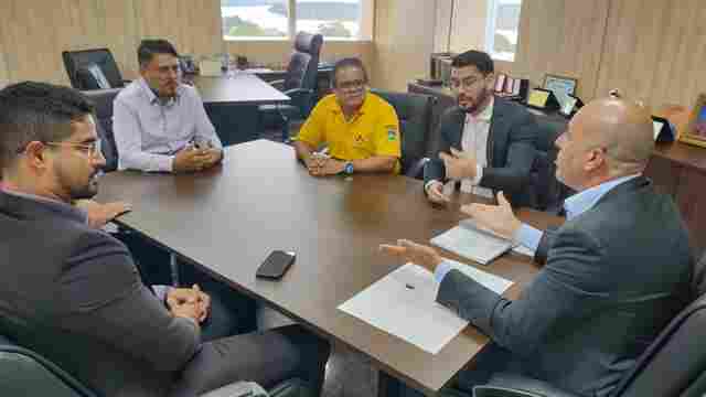 Ismael Crispin apoia servidores do Detran na luta pela reestruturação administrativa