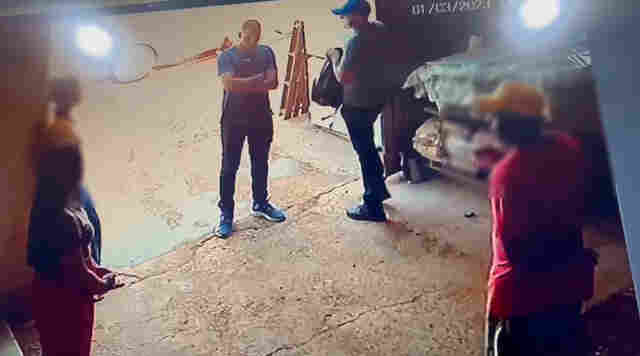 Vídeo: ladrões rendem funcionários e roubam celulares e R$ 7 mil de distribuidora de cimento