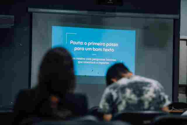 Na capital, inscrições para cursos profissionalizantes na Praça CEU seguem até sexta-feira