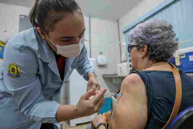 Mais de 3 mil doses da vacina bivalente são aplicadas em Porto Velho
