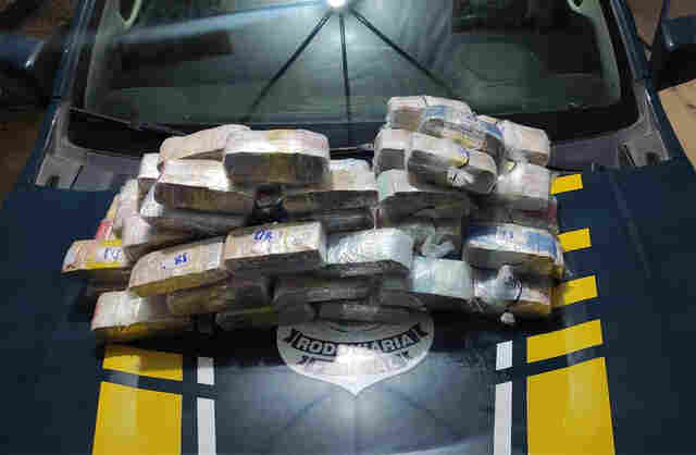 Motorista é detido pela PRF com quase R$ 1,5 milhão em dinheiro