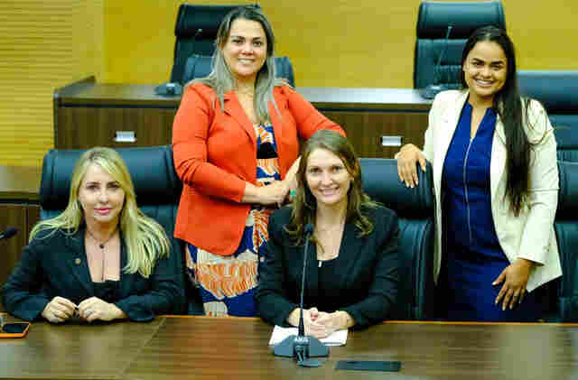 Voto de louvor para deputado que fez discurso transfóbico causa polêmica na Assembleia Legislativa de Rondônia