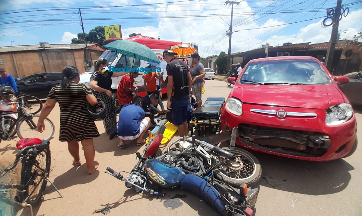 Motociclista e esposa ficam feridos após motorista de Pálio avançar preferencial na zona leste