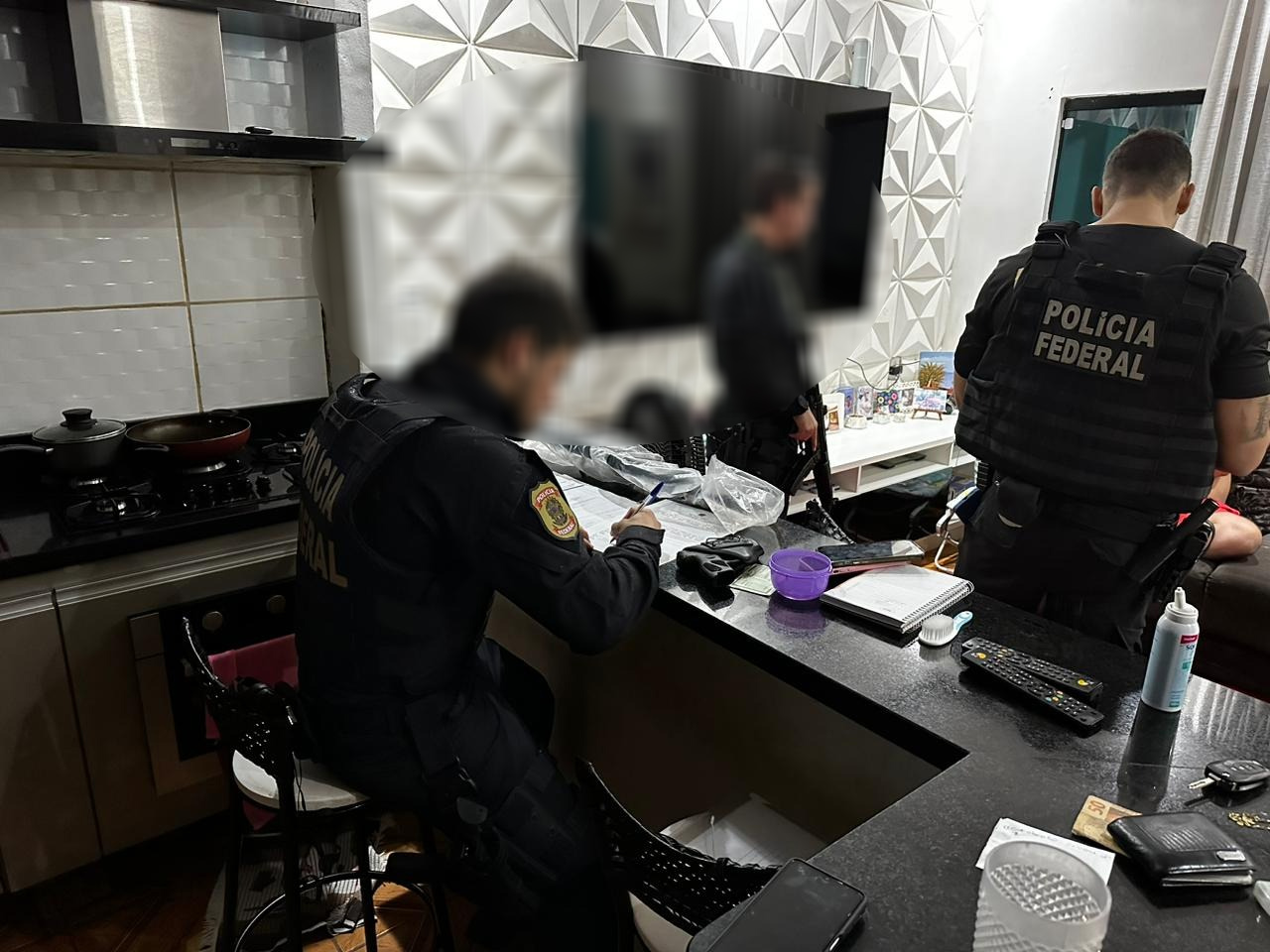 Tráfico: operação da PF cumpre 28 mandados de prisão e derruba bando criminoso sediado em Porto Velho