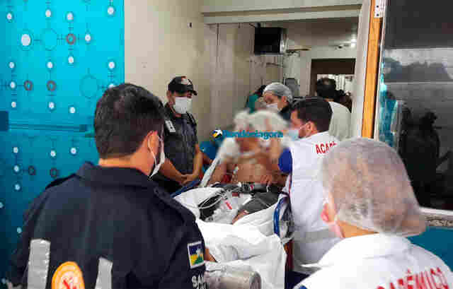 Homem é baleado na testa e outro fica ferido com golpes de facão em confusão generalizada na capital