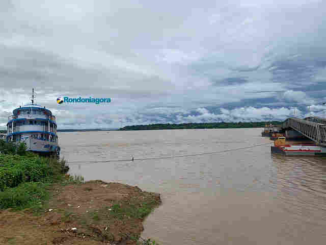 Na capital, Madeira já está acima de 14 metros e atinge cota de atenção