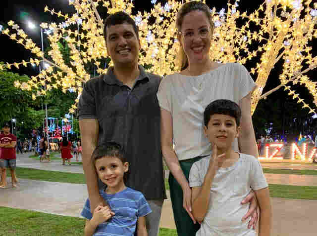 Casal de servidores do Judiciário de Rondônia, pais de autista, celebra a conscientização sobre o transtorno
